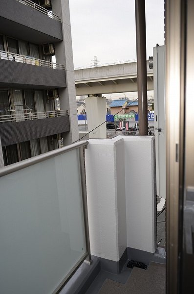 Ｎ・ＴＲＵＳＴ　Ⅵ ベランダ