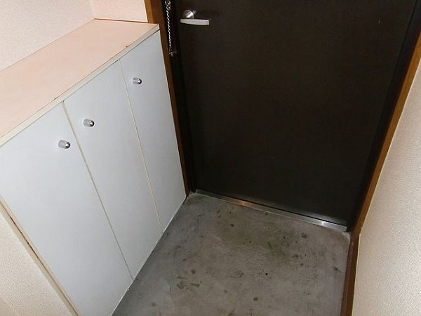 ステップハウスⅡ 玄関