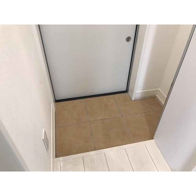 owl　アウル 玄関