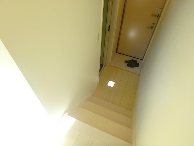 グローレ小岩   玄関