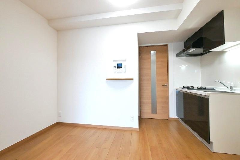 ペアパレス六町1号館 リビング