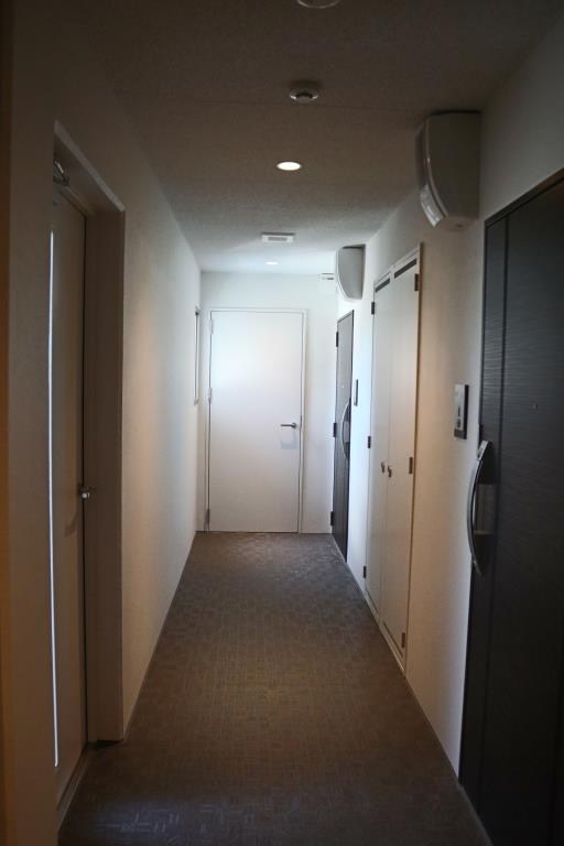 VOLGA BLDG アドグリシーヌ 竜泉 玄関