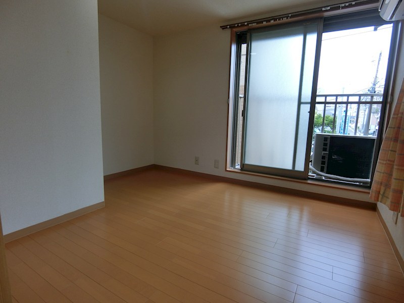 メゾネットK リビング