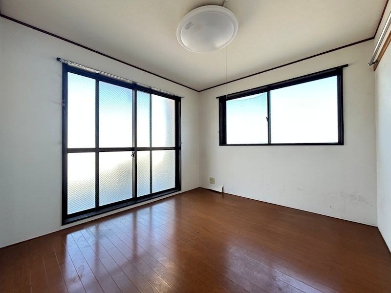 岩井マンション ベッドルーム