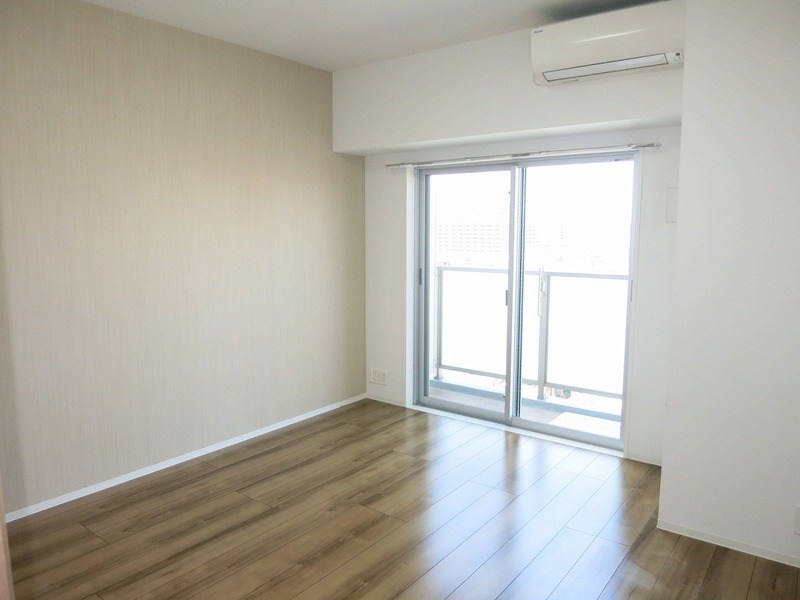 オーキッドレジデンス大島 ベッドルーム