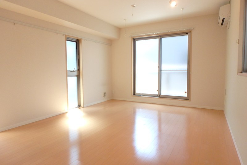 Ｌｏｔｕｓ　Ｎｏｖｅ リビング