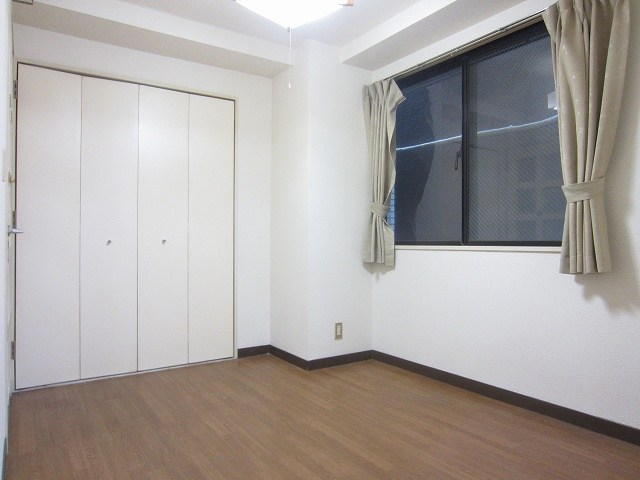 サンシャルム堀 ベッドルーム