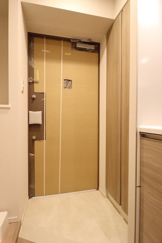 GENOVIA綾瀬II 玄関