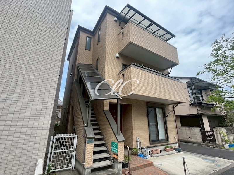 ラ・テール 外観