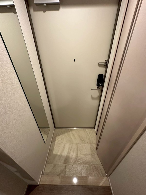 ラグゼナ北千住Ⅱ 玄関