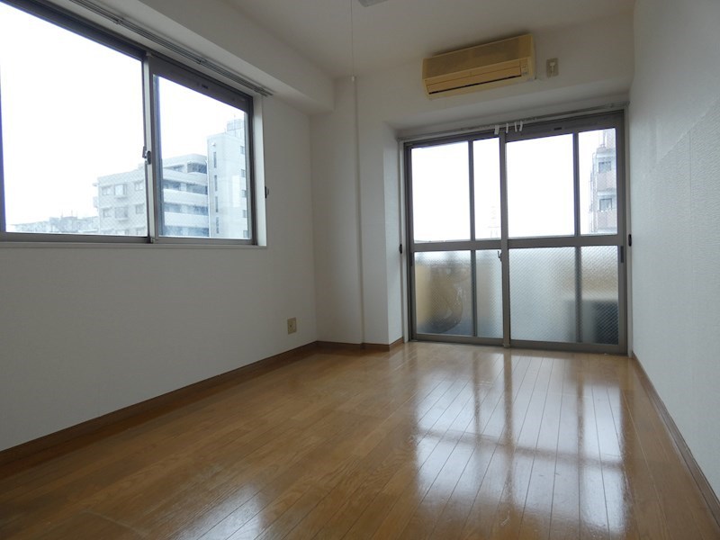 山口ビル リビング