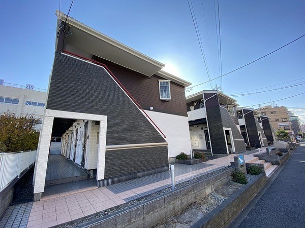 アビタシオン白鳥Ａ 外観