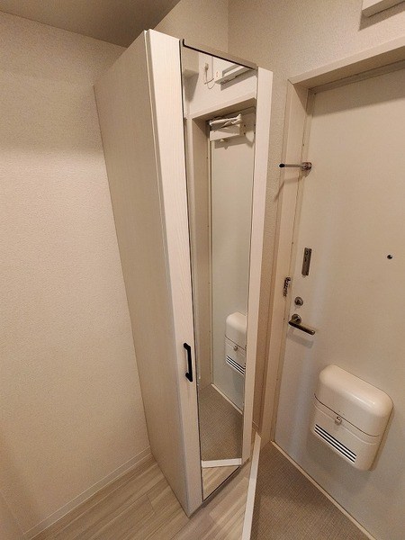 アビタシオン白鳥Ａ 玄関