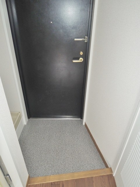 日神パレス立石第２ 玄関