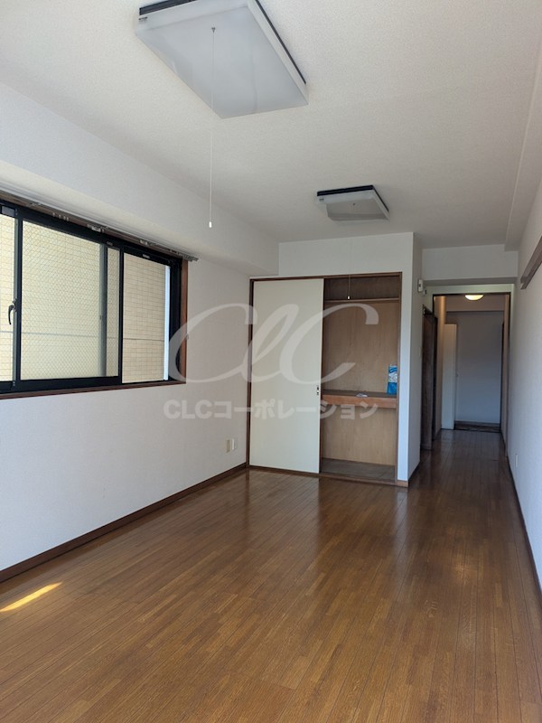 小西ビル ベッドルーム