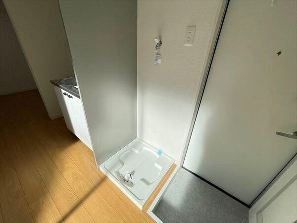 アネシス・ロジェ  玄関