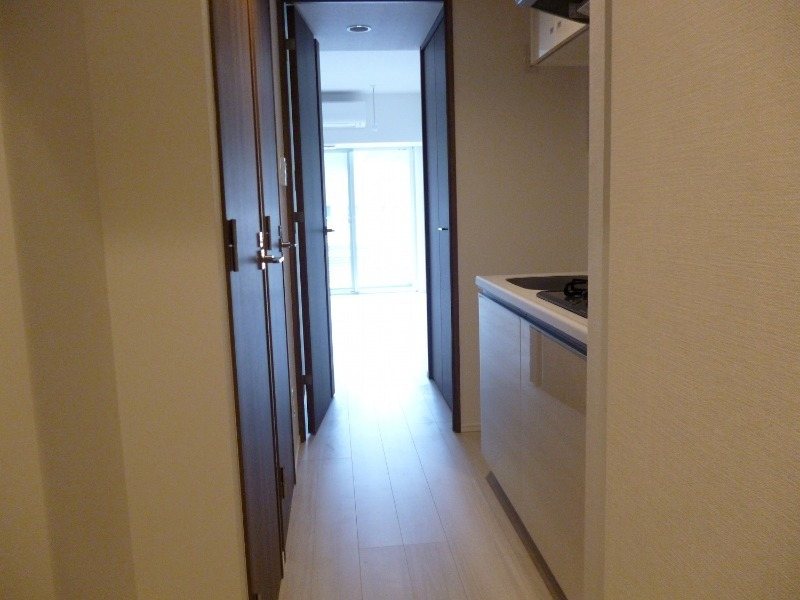 レガリス西日暮里ステーションフロント 玄関