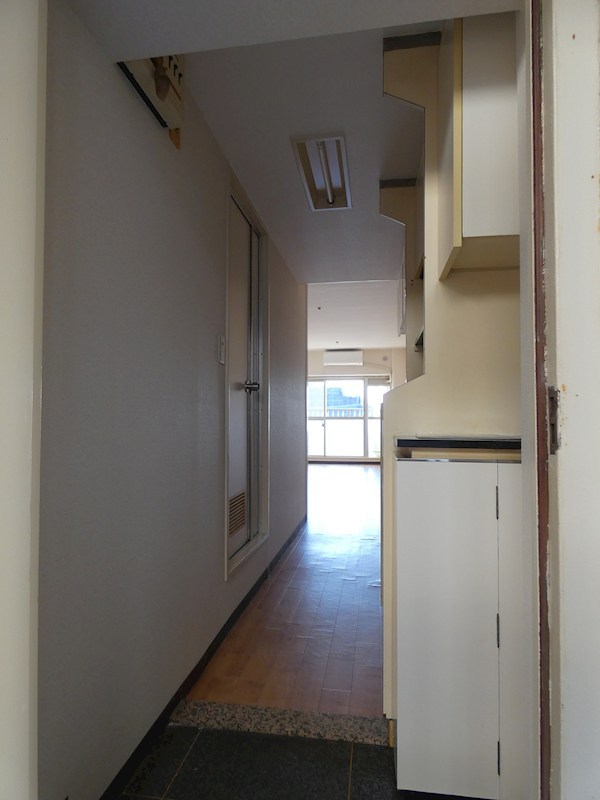 カーサ第二宇喜田３号棟 玄関