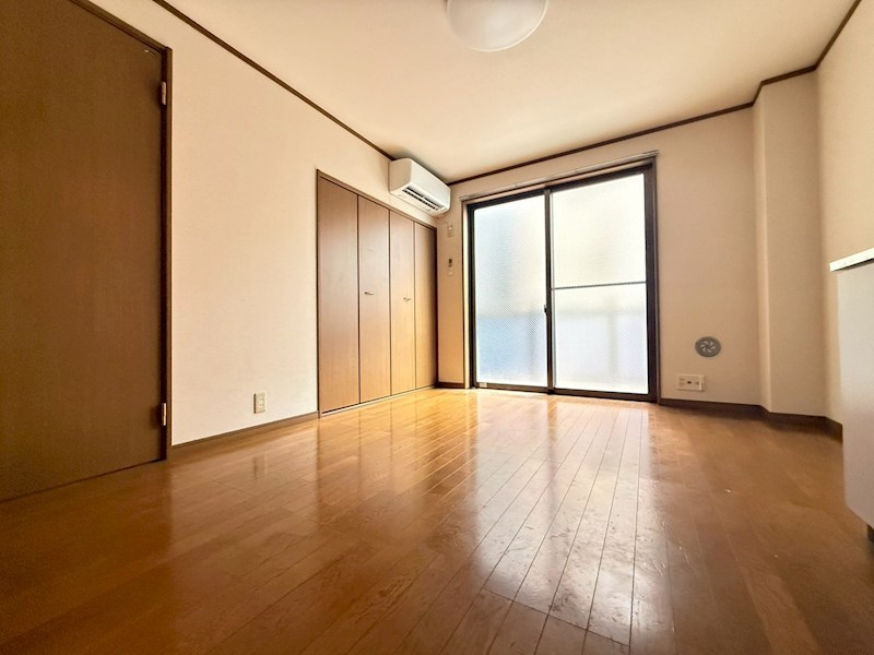 ロジェオータニ ベッドルーム