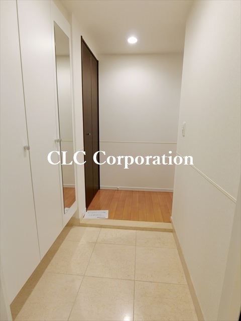 ロイヤルパークスタワー南千住 玄関