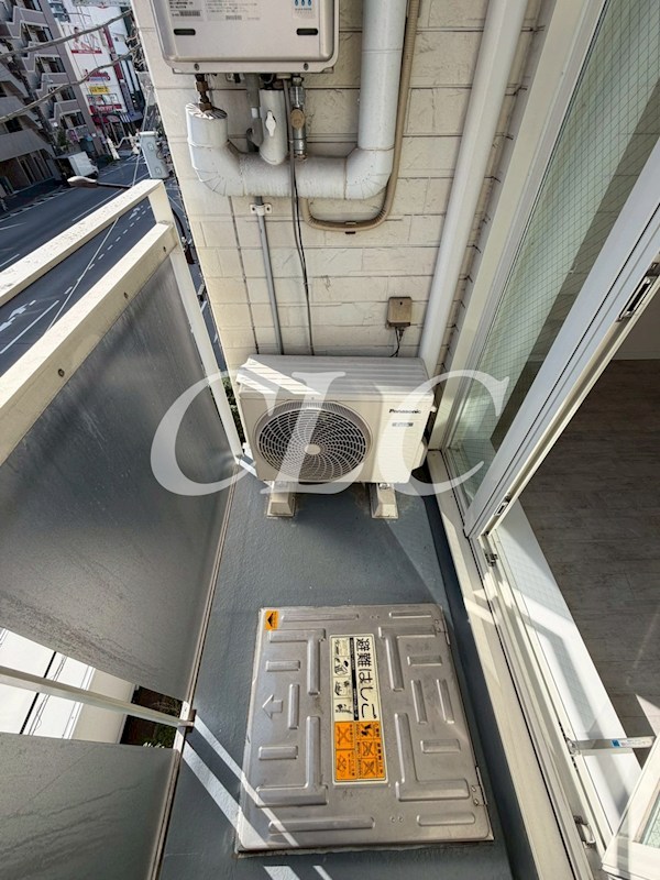 一道ビル ベランダ