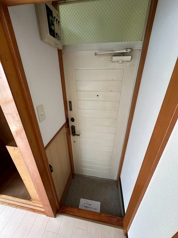 ハイム岡野 玄関