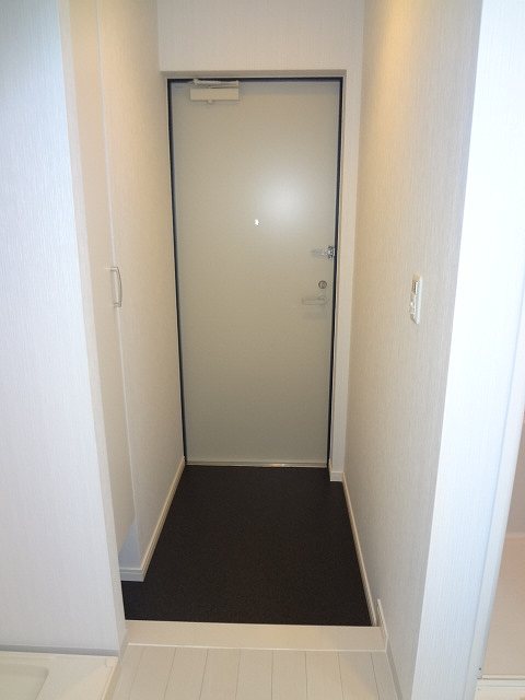 グランデュール・ボヌール 玄関