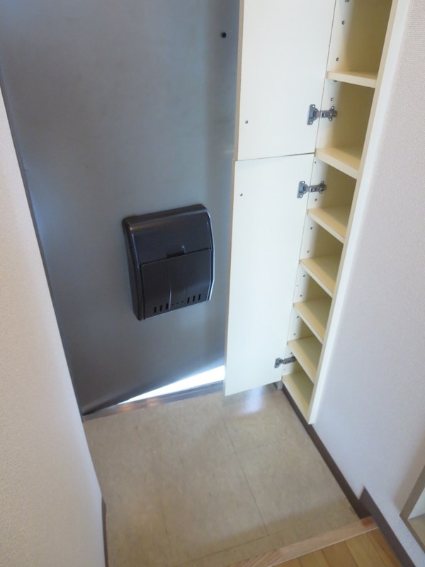 サンフラット 玄関