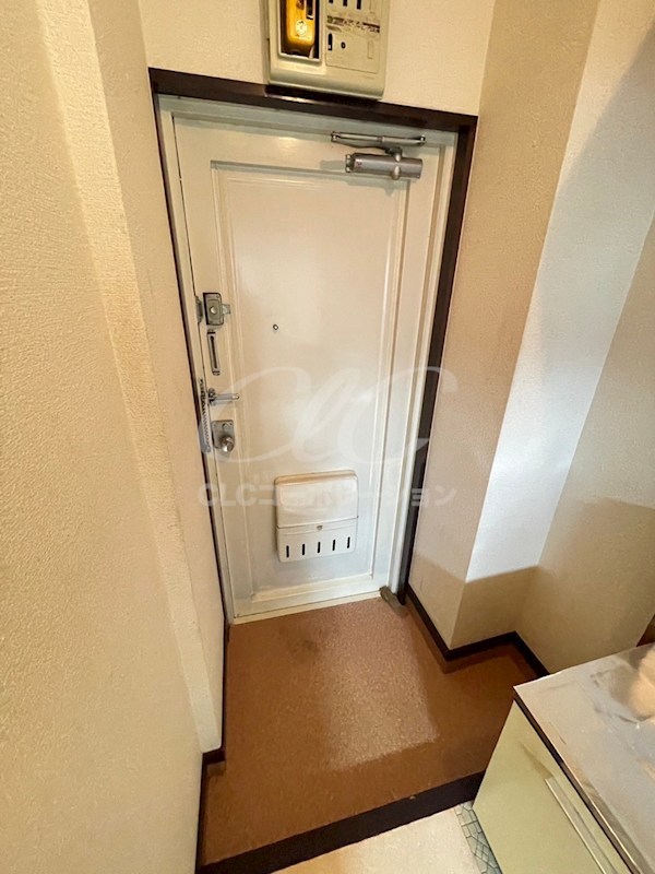 田米開ビル 玄関