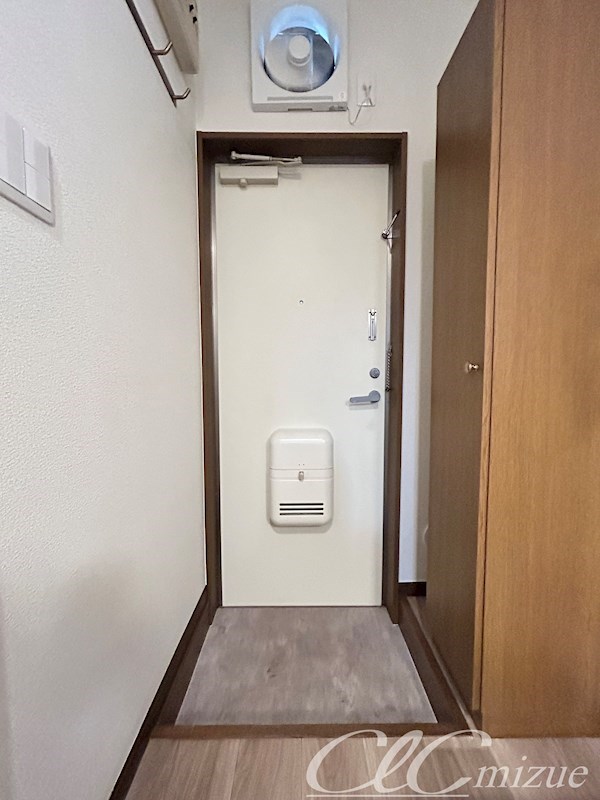 ひまわりハウスＡ 玄関