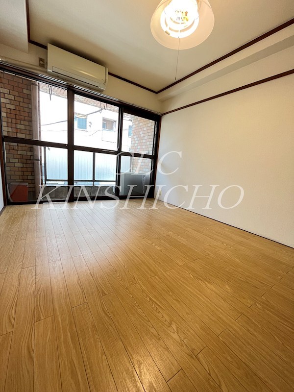 大崎ビル リビング