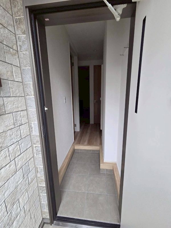 フォレストメゾン恭和Ⅰ 玄関