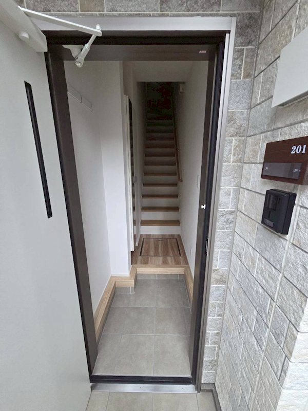 フォレストメゾン恭和Ⅰ 玄関