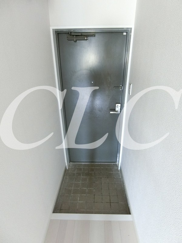 堤柳泉ビル 玄関