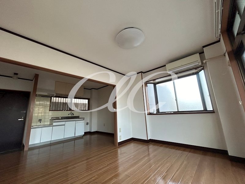 サワーハイツ中央本町 リビング