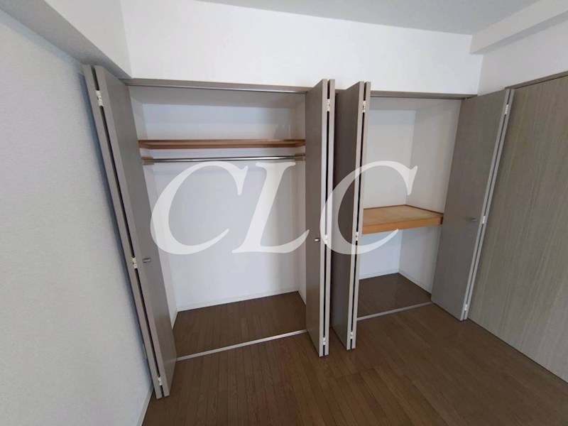 フローレンス森山 その他6