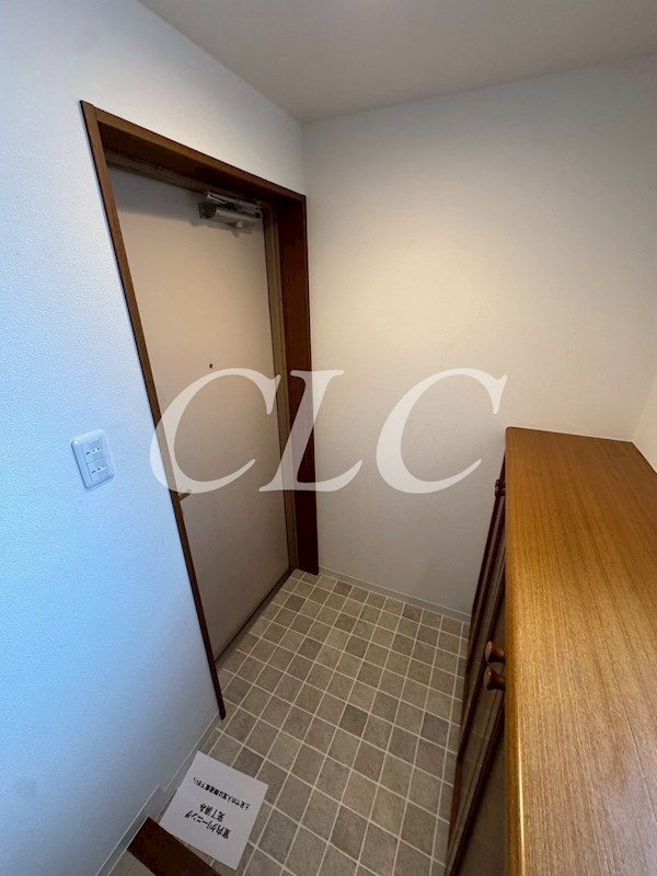 ロイヤルプラザ浅草 玄関