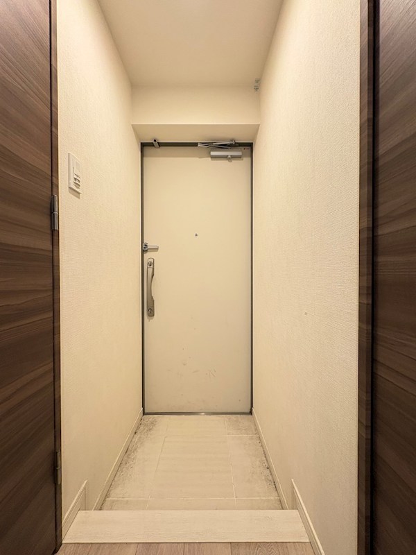 プライマル浦安 玄関