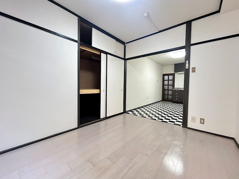 日東ビル ベッドルーム