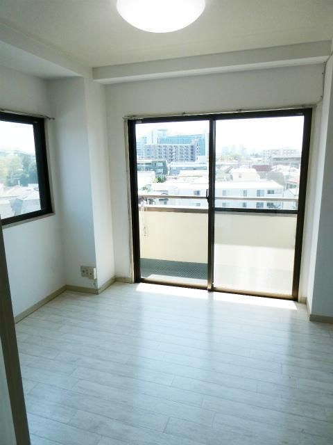 エスパッソ綾瀬 リビング