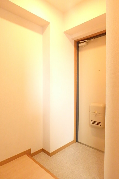 サンフラワーフィル 玄関