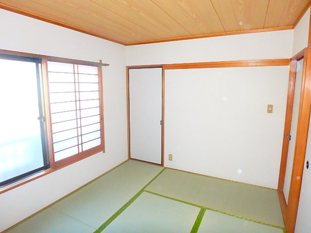 蛯原ビル ベッドルーム