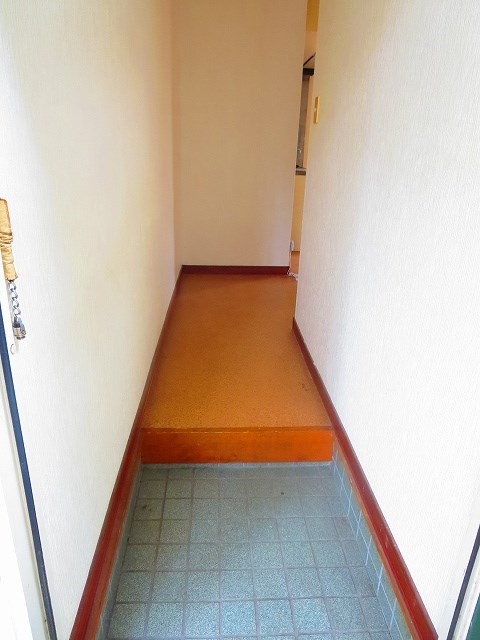 ラフォーレ芳賀 玄関