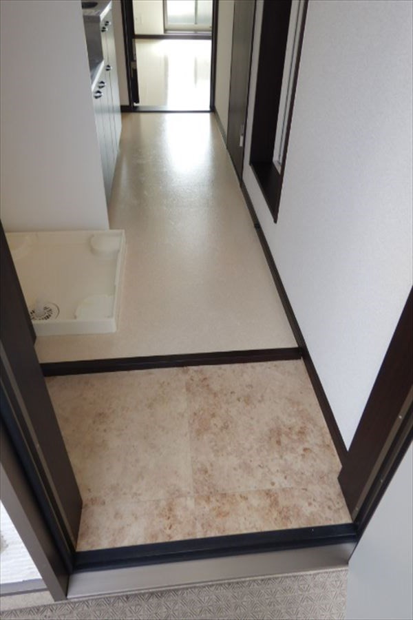 ラフィーネ北葛西 玄関