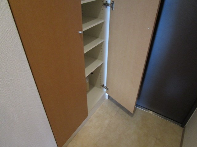 サンクレール荒川ブランガーデン  玄関