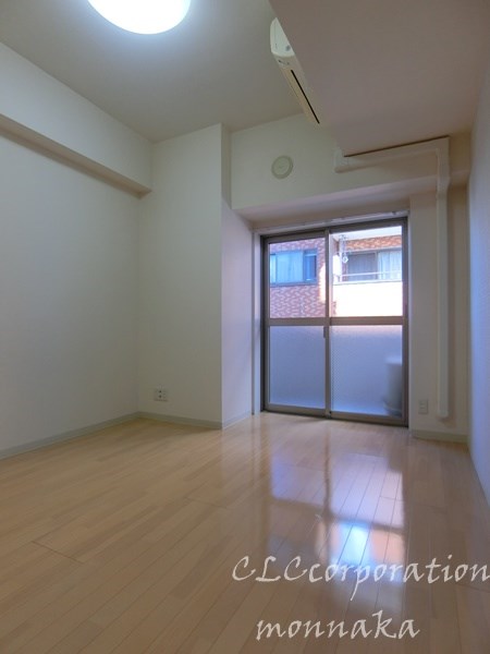 Mo-1 ベッドルーム