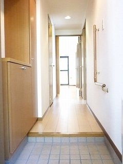 プルミエール東尾久 玄関