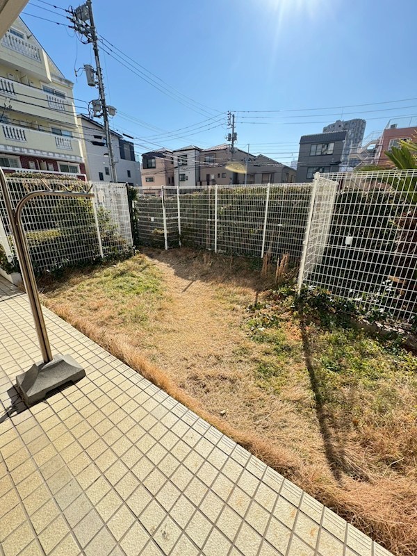 ライオンズガーデン町屋 ベランダ