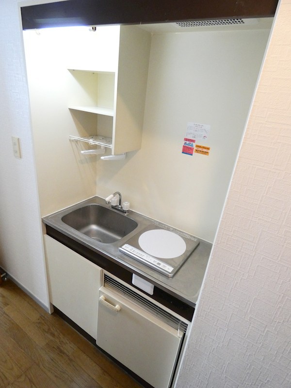 レジデンス仲村 キッチン