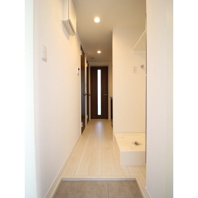 エクセラン西尾久West 玄関